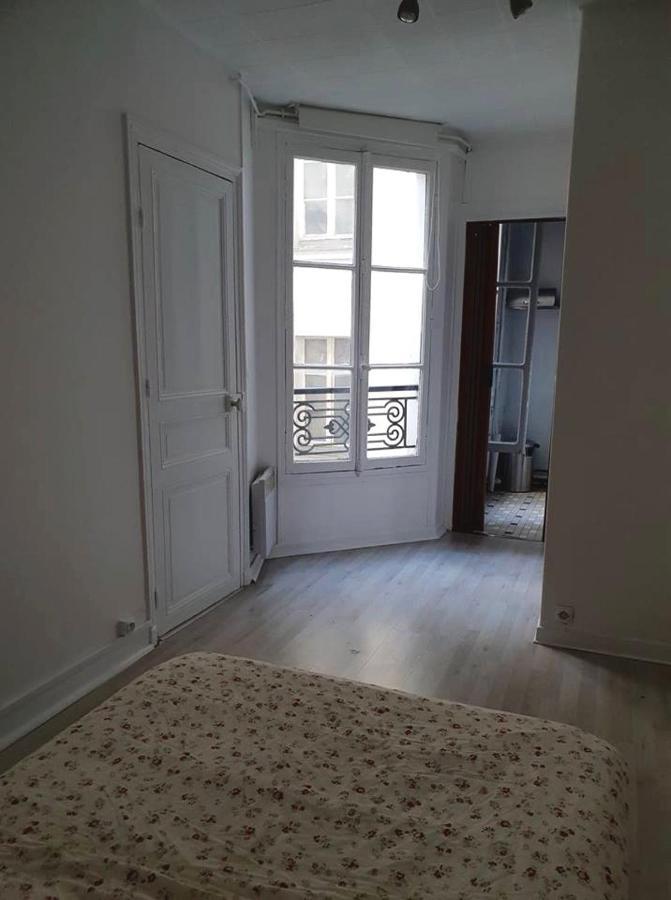 Cute And Quiet Appartment In Montmartre Parigi Esterno foto