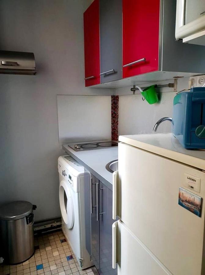 Cute And Quiet Appartment In Montmartre Parigi Esterno foto